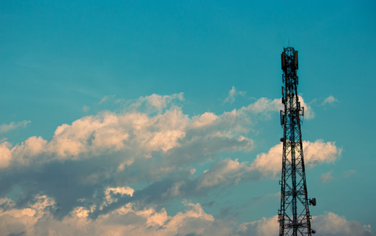 How to Evaluate a Wholesale Voice Platform: Uptime, Latency, and Routing Control